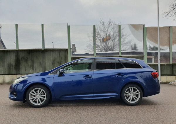 Toyota Avensis cena 44900 przebieg: 179151, rok produkcji 2015 z Białystok małe 232